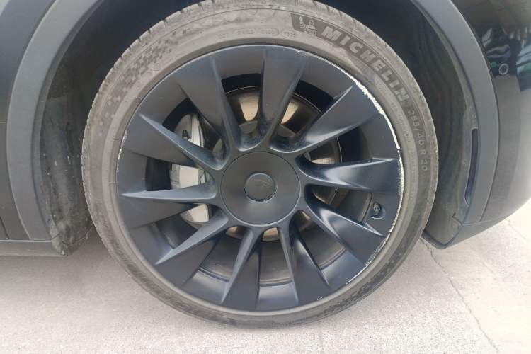 Used Tesla Model Y 2022 Rear-Wheel-Drive Version
