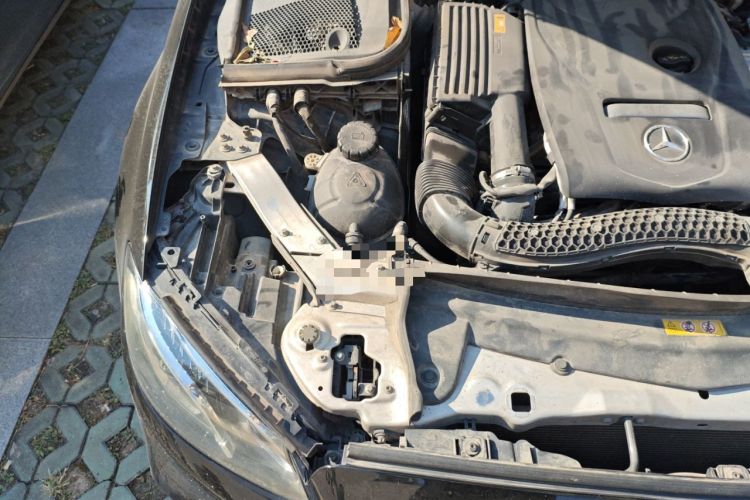 Used Mercedes-Benz E-Class 2019 E 300 L Sporty and Stylish Model