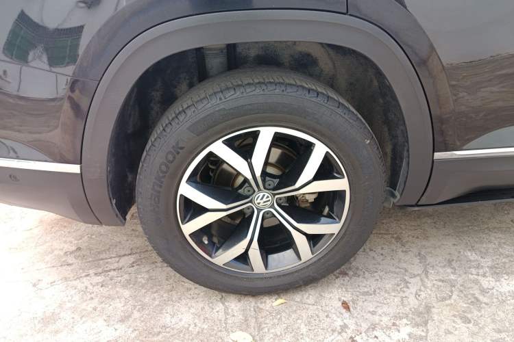 Used Volkswagen Teramont 2019 330TSI Two-Wheel-Drive Luxury Edition China VI Standard