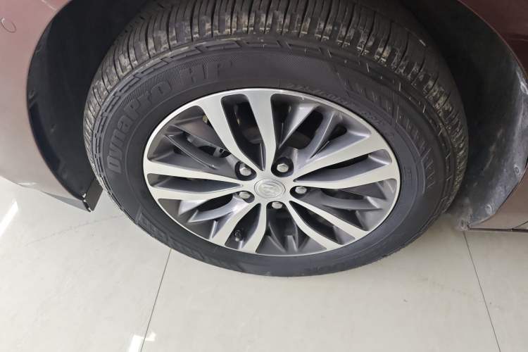 Used Buick GL8 2023 ES Lu Zun Deluxe Model
