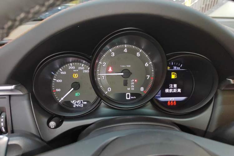 Used Porsche Macan 2022 Macan 2.0T
