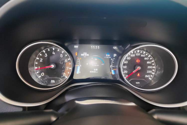 Used  Compass 2017 200T Automatic Family Edition
