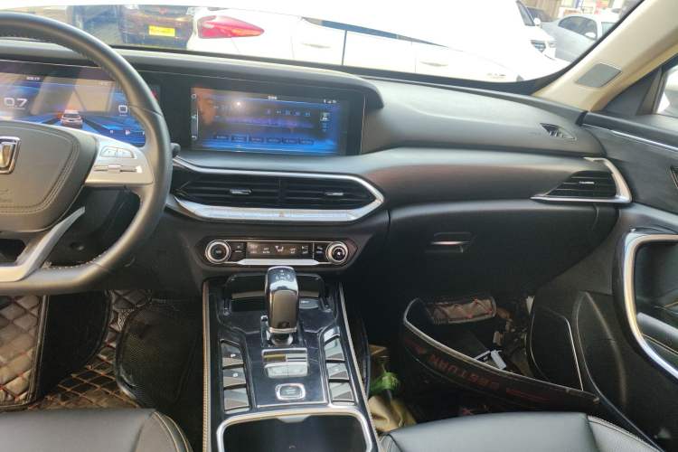 Used Bestune T77 2019 230 TID Automatic Prestige Version China V Emission Standard
