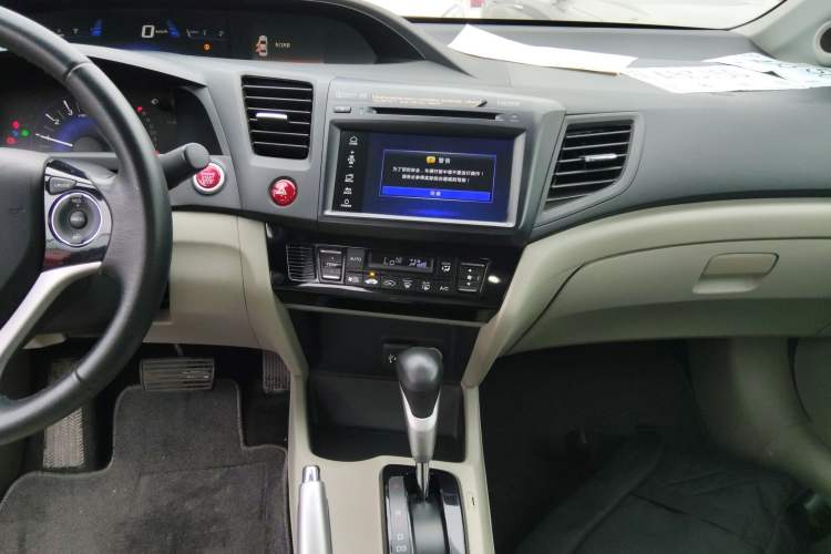 Used Honda Civic 2014 1.8L Automatic Luxury Edition
