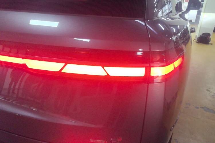 Used Denza N9 2025 Flagship Model
