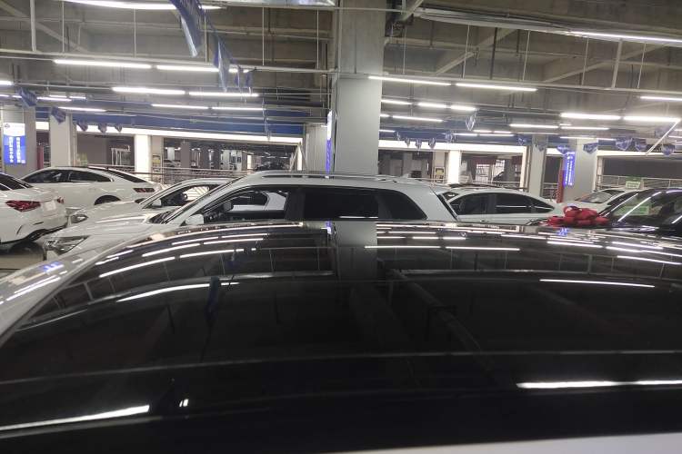 Used Land Rover Range Rover Velar 2019 250 PS
