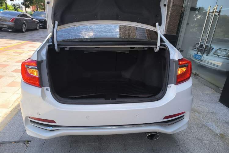 Used Honda Crider 2016 1.8L CVT Comfort Version
