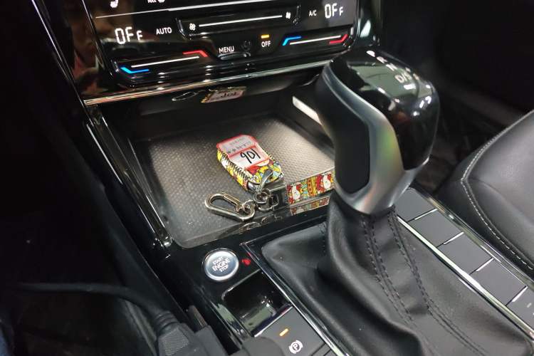 Used Volkswagen Passat 2022 330TSI Elite Edition Custom Version