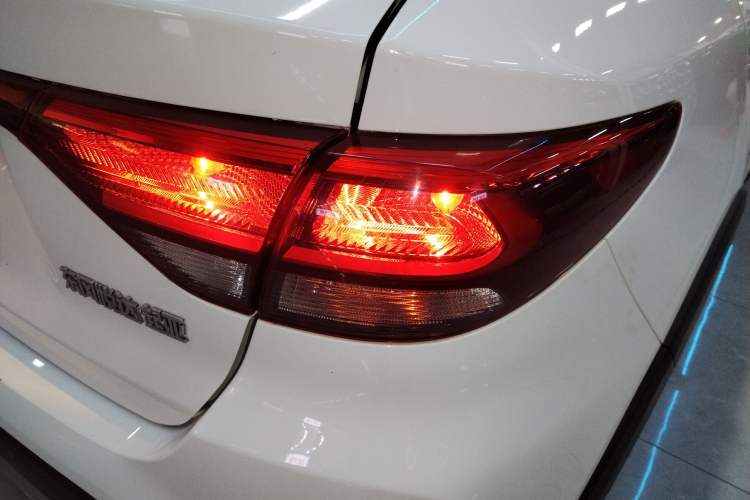 Used Kia KX Cross 2019 1.6L Automatic Dynamic Sunroof Version China VI
