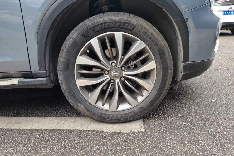 Used GAC Trumpchi GS8 2017 320T Two-Wheel Drive Luxury Smart Connectivity Version (7 Seats)
