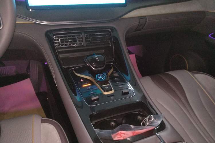 Used BYD Frigate 07 2024 Honor Edition DM-i 100KM Prestige Model