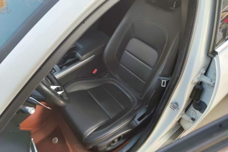 Used Jaguar XEL 2020 2.0T 200PS R-DYNAMIC Youth Sports Edition
