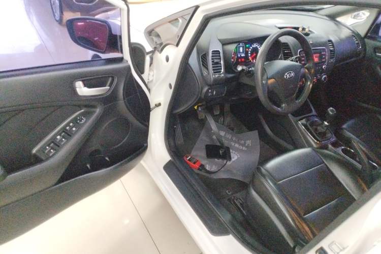 Used Kia K3 2016 1.6L Manual GL
