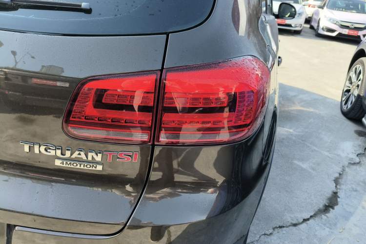 Used Volkswagen Tiguan 2013 2.0 TSI Automatic All-Wheel Drive Luxury Edition