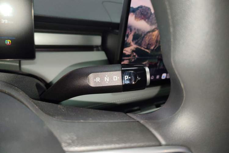 Used Roewe D6 2025 450km Deluxe Edition