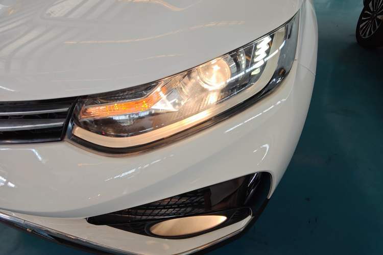 Used Soueast DX5 2019 1.5T CVT Luxury Model