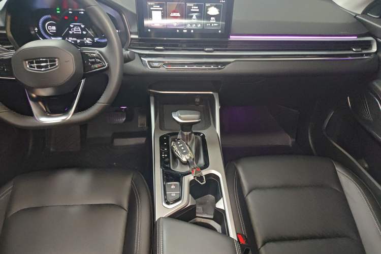 Used Geely Auto Emgrand 2022 4th Generation 1.5L CVT Luxury Model
