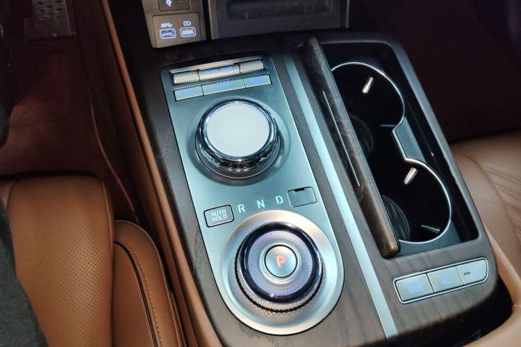 Used Genesis G80 2023 2.5T Four-Wheel-Drive Flagship Edition
