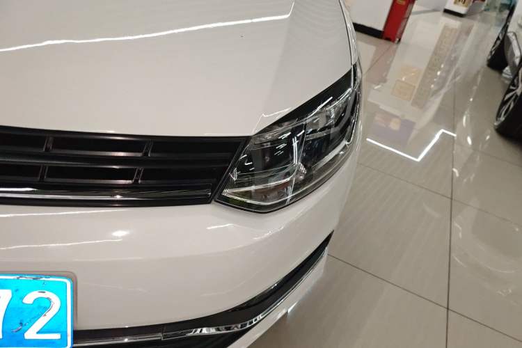 Used Volkswagen Polo 2018 1.5L Automatic Enjoyment Model
