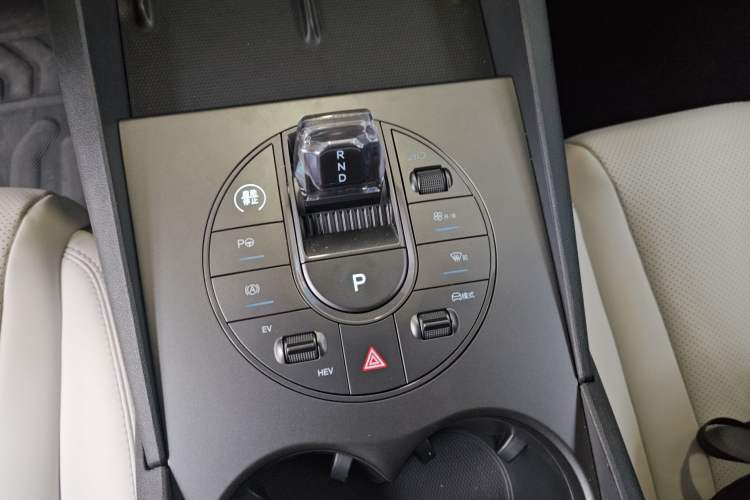 Used BYD Seal 06 New Energy 2025 DM-i Smart Drive 80KM Luxury Model