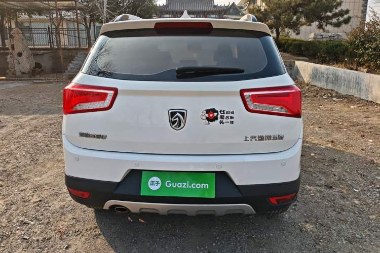 Used Baojun 560 2015 1.8L Manual Luxury Model