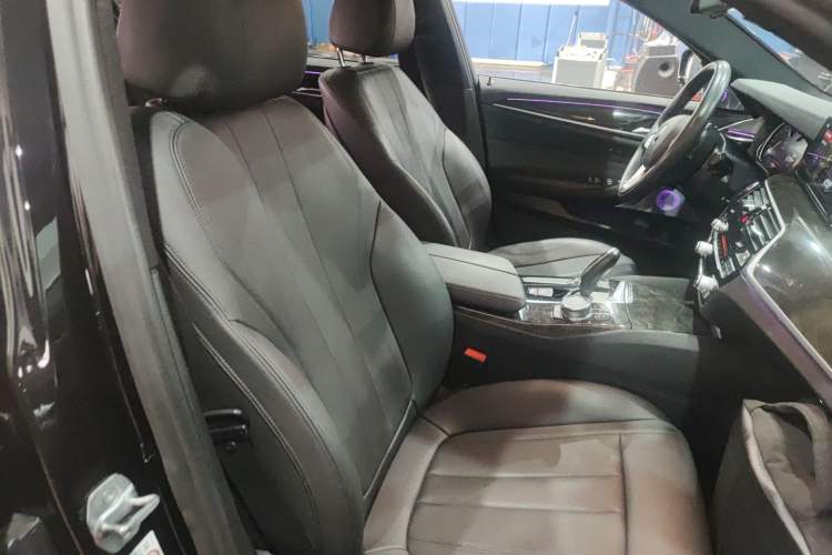 Used BMW 5 Series 2018 525Li M Sport Package
