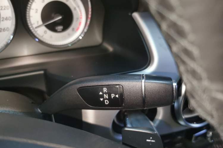 Used Mercedes-Benz GLK-Class 2015 GLK 260 4MATIC Fashion Edition Ultimate Version