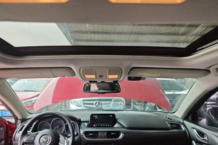 Used Mazda Atenza 2017 2.0L Blue Sky Luxury Edition
