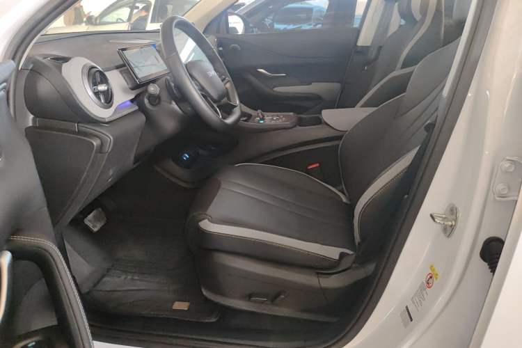 Used BYD Sealion 05 DM-i 2025 DM-i 115KM Flagship Model
