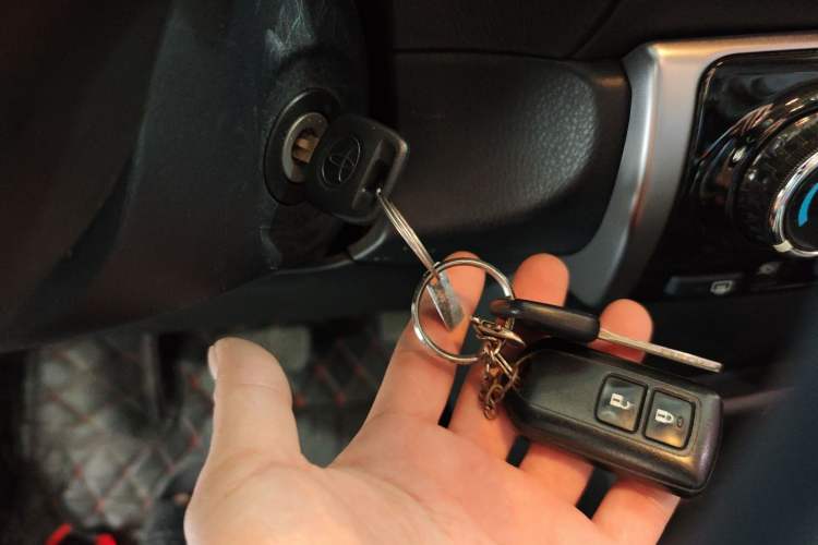 Used Toyota YARiS L 2020 X-Trail X 1.5L CVT Leading Edition