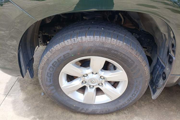 Used Toyota Prado 2014 2700 TX 7-Seater Middle East Version
