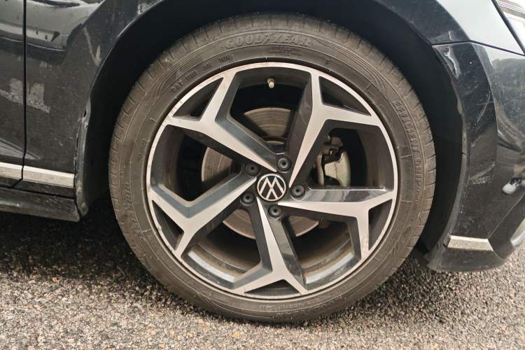 Used Volkswagen Magotan 2023 2 Million Units Commemorative Edition 330TSI DSG Luxury Version