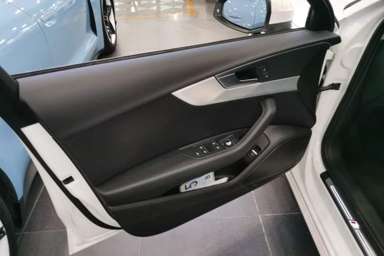 Used Audi A4L 2020 40 TFSI Fashion Dynamic Model
