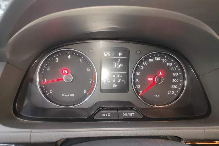 Used Volkswagen Gran Lavida 2013 1.6L Automatic Comfort Model
