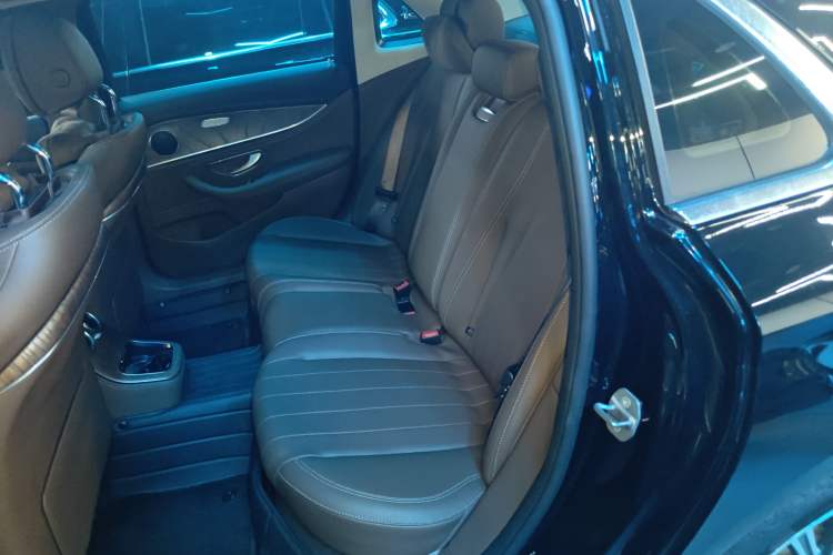 Used Mercedes-Benz E-Class 2023 Updated E 300 L Fashion Edition
