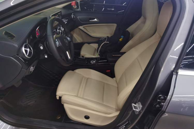 Used Mercedes-Benz GLA 2016 GLA 200 Fashion Model
