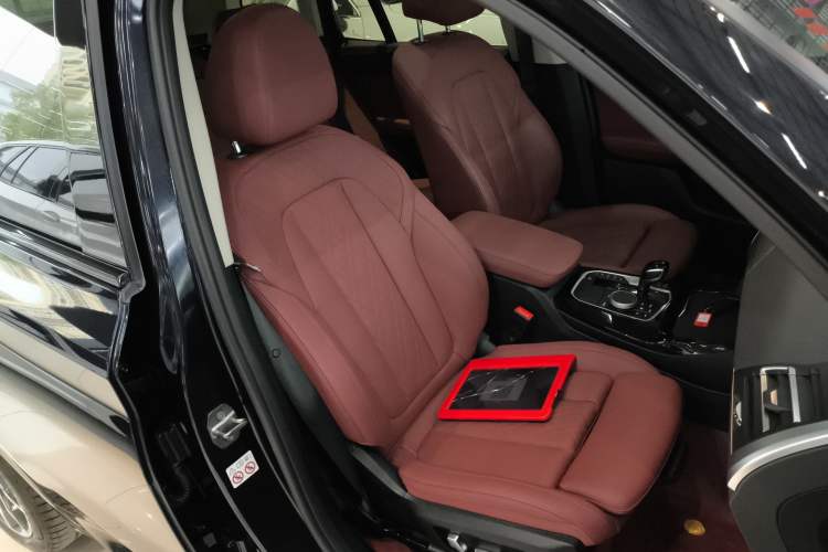 Used BMW X3 2023 xDrive30i Leading Model M Night Edition Package
