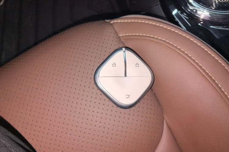 Used Wuling Bingo 2023 333 km Enjoyment Version
