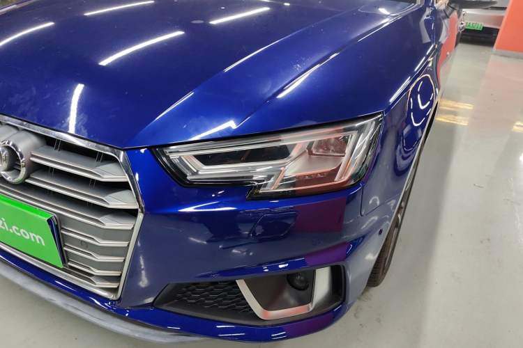 Used Audi A4L 2019 40 TFSI Fashion Edition China VI Emission Standard
