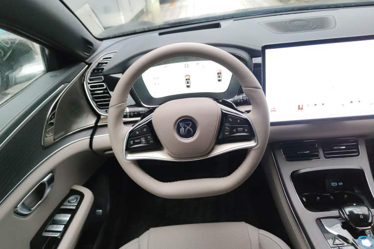 Used BYD Han 2025 DM-i 125KM LiDAR-Powered Intelligent Driving Model
