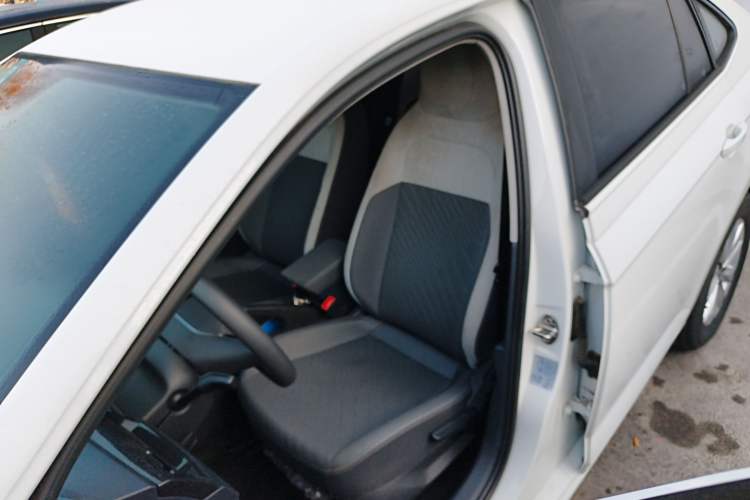 Used Volkswagen Lavida 2023 New Rui 1.5L Automatic New Yi Edition