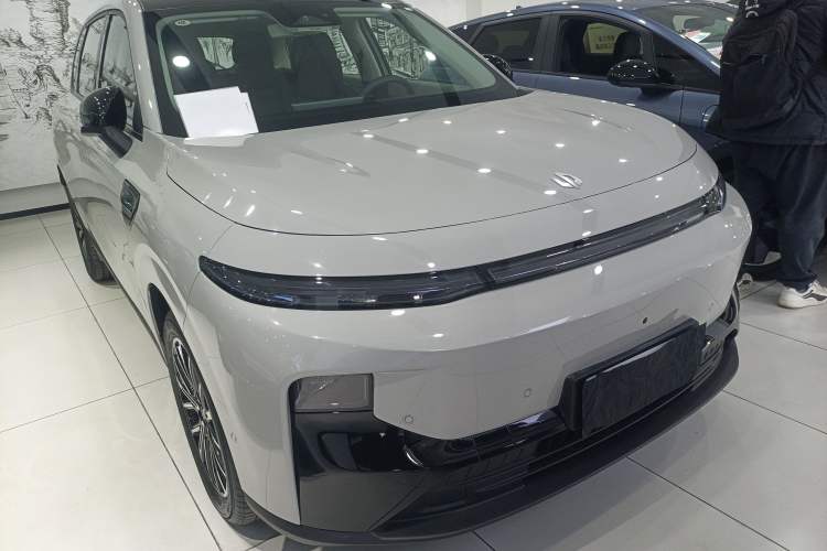 Used Leapmotor B10 2025 510 Joyful Edition