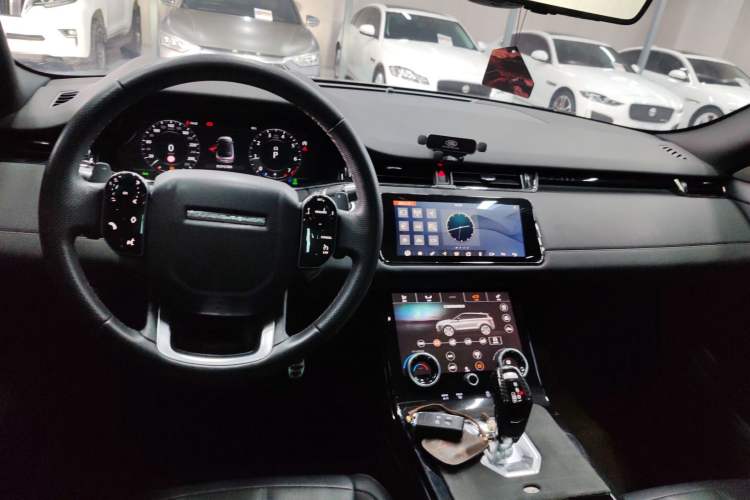 Used Land Rover Range Rover Evoque 2020 249 PS R-DYNAMIC S Blackened Sport Technology Edition
