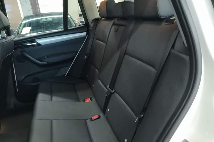 Used BMW X3 2014 xDrive20i Leading Model