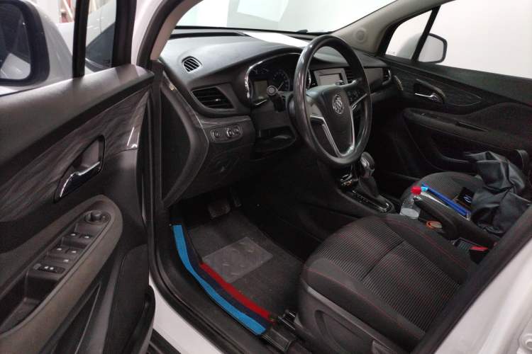 Used Buick Encore 2018 18T Automatic Two-Wheel Drive Urban Leading Model
