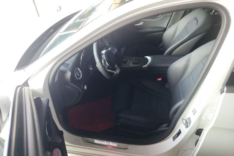 Used Mercedes-Benz C-Class 2020 Restyled C 200 L Fashion Edition Sport Version
