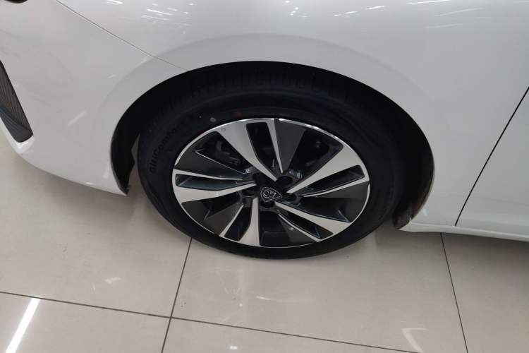 Used Peugeot 408 2022 1.6T Light-Chasing Edition