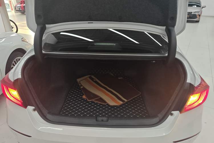 Used Honda Accord 2018 260TURBO Elite Edition China VI
