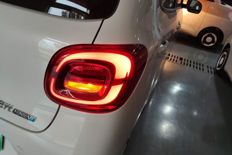 Used Wuling Hongguang MINIEV 2025 Four-Door Version Advanced Edition