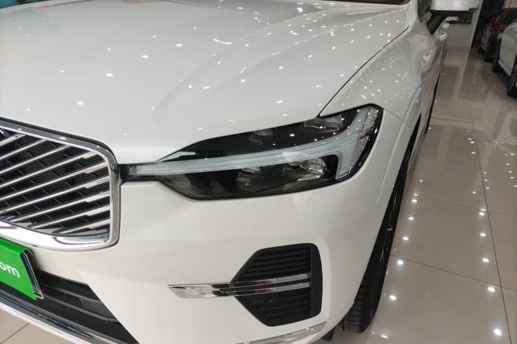 Used Volvo XC60 2026 B5 4x4 Smart Luxury Edition
